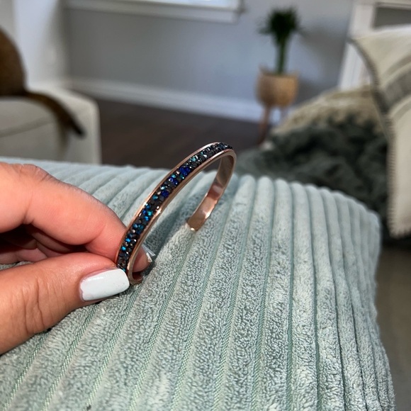 Luca and Dani blue bangle bracelet - Picture 3 of 3